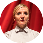 Anna Sala, per la seua interpretació en l'obra "Els orfenets " representada pel grup ESCOLA DE TEATRE SERRANO
