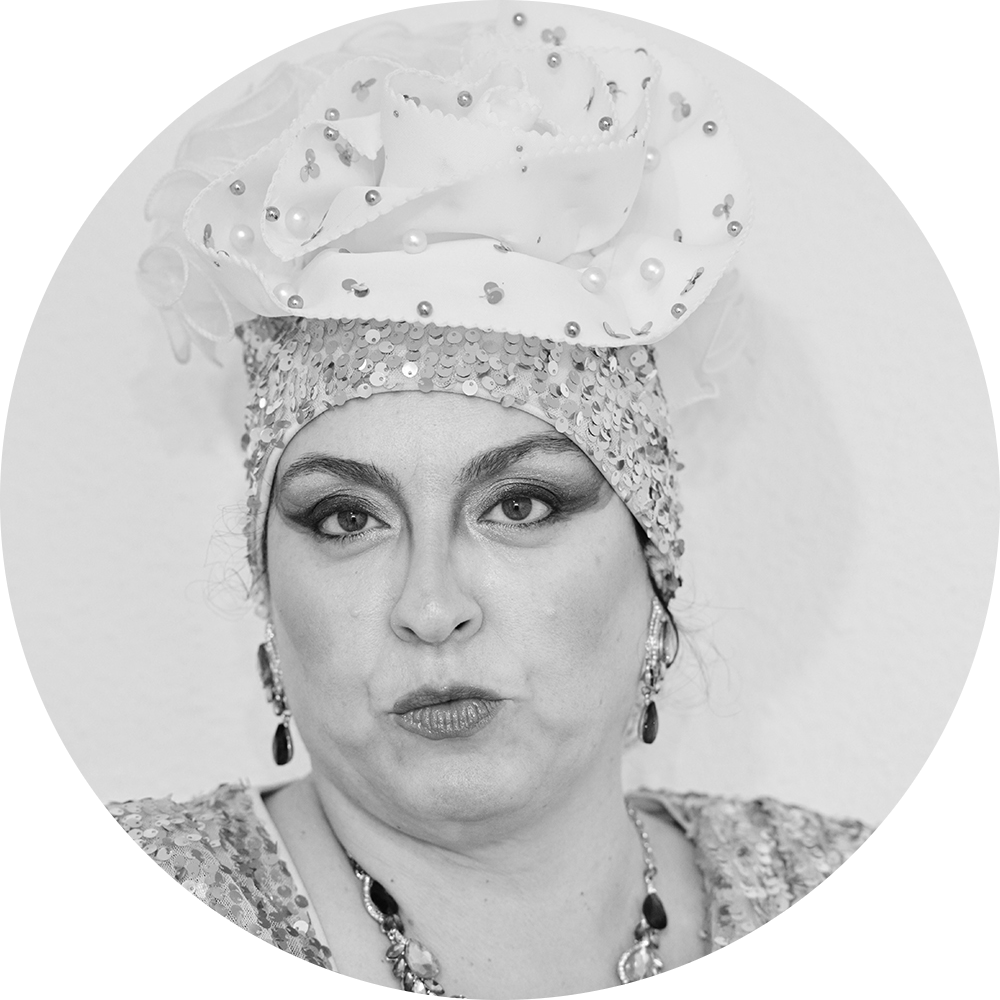 LÍDIA DEL PINO